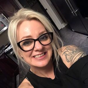 Meet your Posher, Lynn